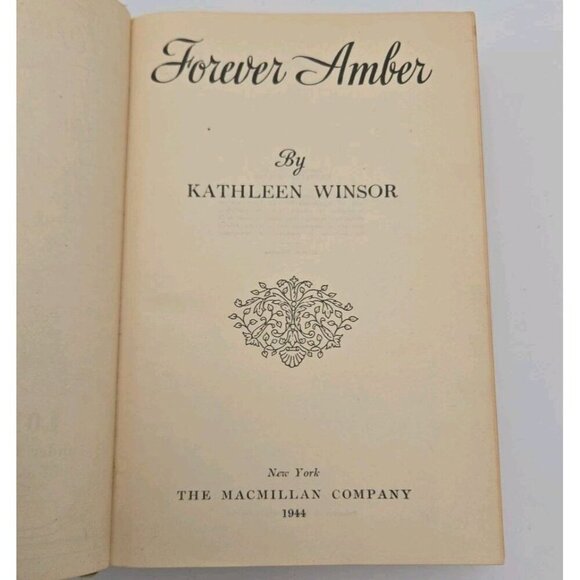 Forever Amber Kathleen Winsor 1944 Seventh Printing London Map Hardcover Vintage - Picture 9 of 12